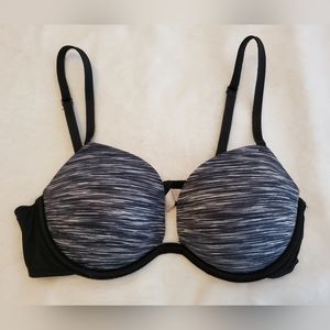 Victoria' Secret Pink wear everywhere super push up bra